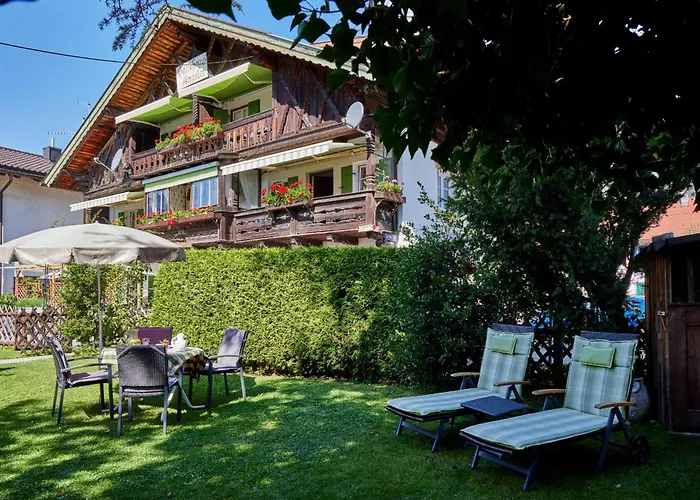 Gaestehaus Angela Garmisch-Partenkirchen photo